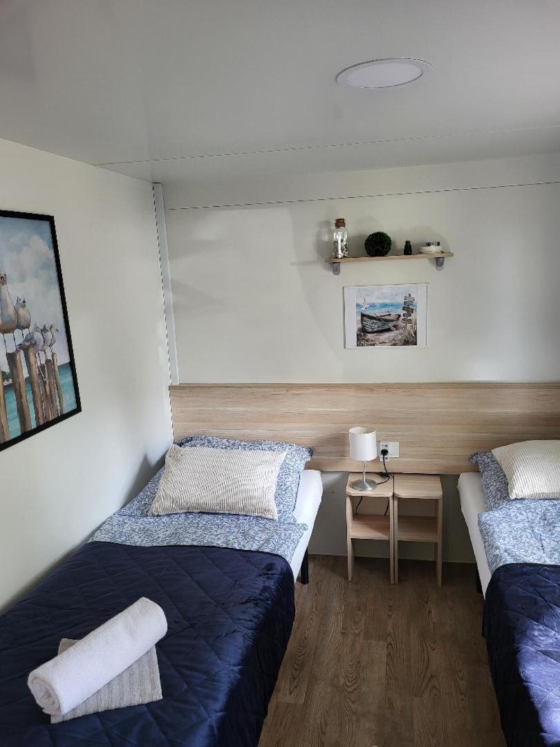 Mobilheim Andrea Wunderschoene Ferienwohnung Direkt Am Meer Jezera Eksteriør billede